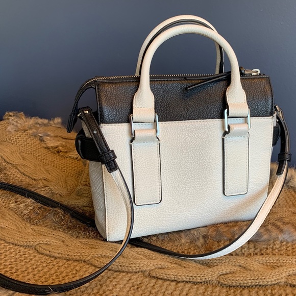 Crossbody Bag - Picture 3 of 10